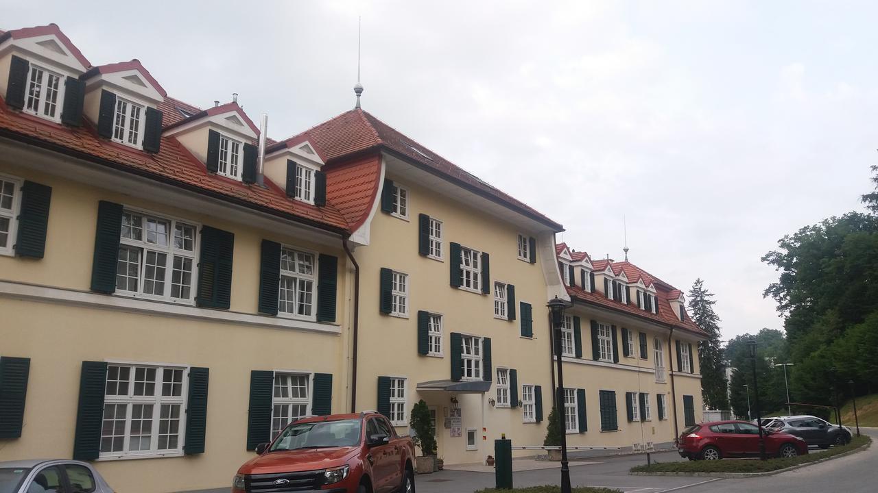 Apartments Soelek - Vila Golf Rogaška Slatina Екстериор снимка